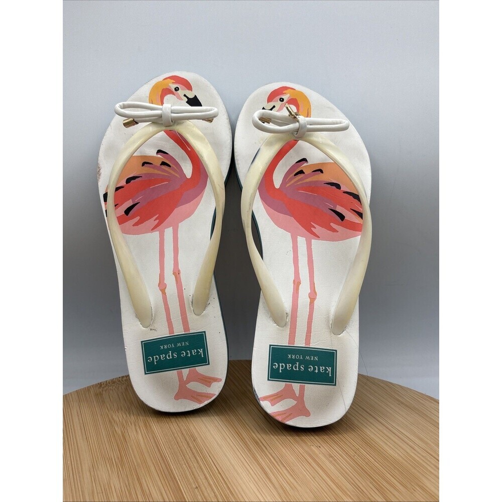 Kate Spade New York Flamingo Flip Flop Sandals Size 5 White Pink Bow Charm Beach